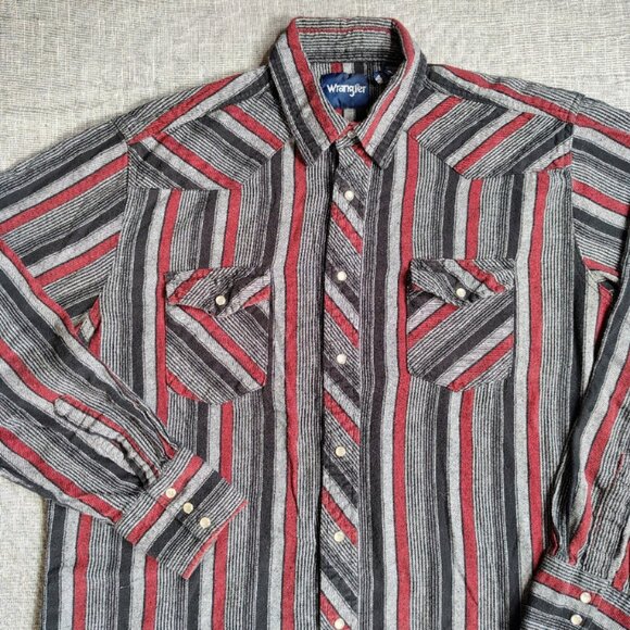 VINTAGE Wrangler Flannel Shirt Size XLT Red Black Striped Long Sleeve Pearl Snap - Picture 2 of 11
